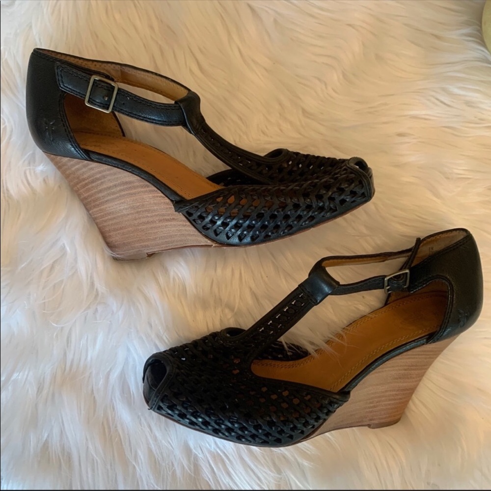 Frye Gwen T-strap woven peep toe wedge